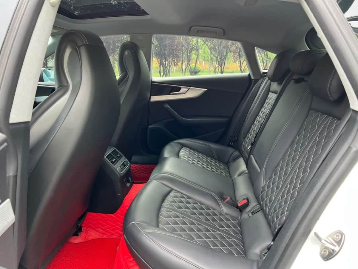 奧迪 奧迪A5  2019款 Sportback 40 TFSI 時(shí)尚型圖片