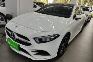 奔馳A級 奔馳 改款三 A 200 L 運動轎車時尚型