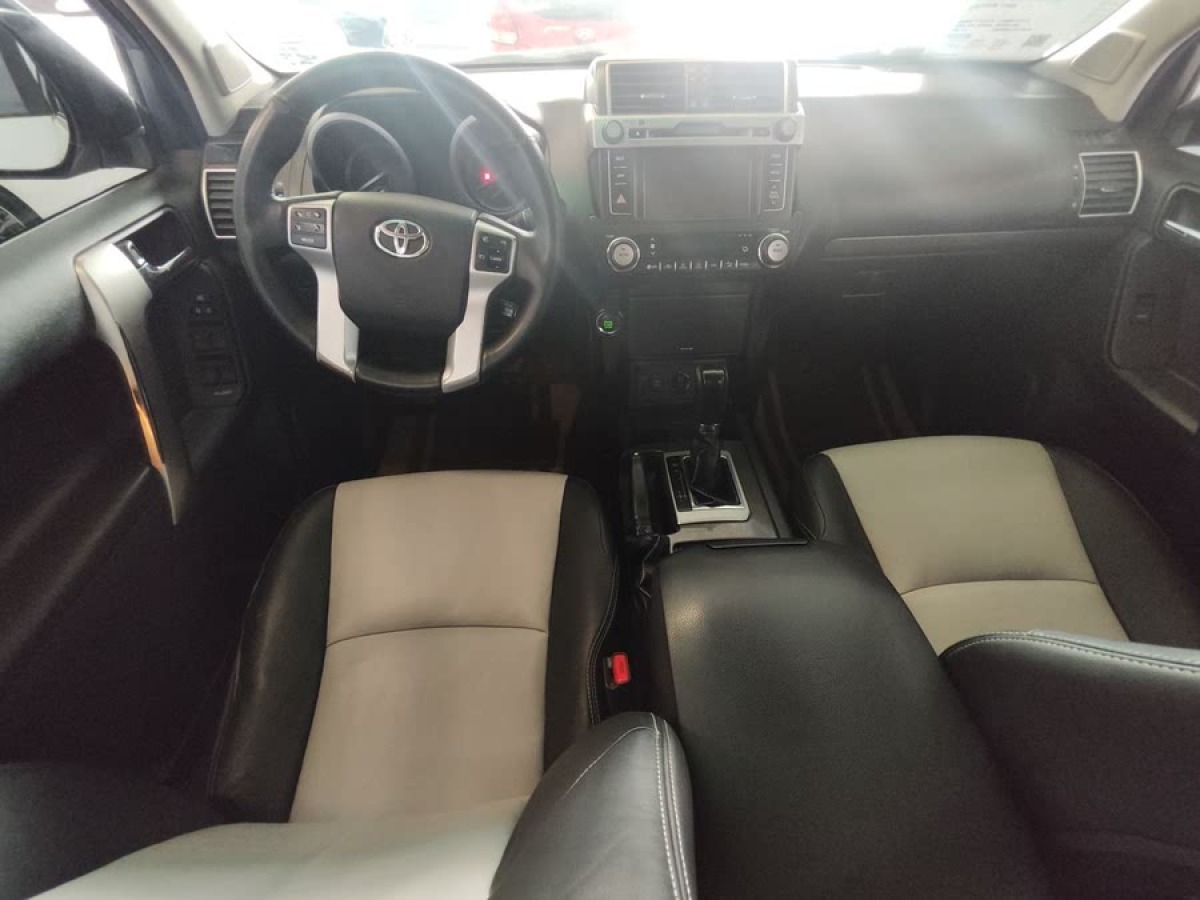 豐田 普拉多  2014款 4.0L 自動(dòng)TX-L NAVI圖片