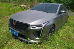 XT5 凱迪拉克  28T 四驅(qū)豪華型