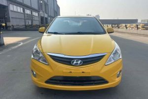 朗動 現(xiàn)代 1.6L 自動領(lǐng)先型