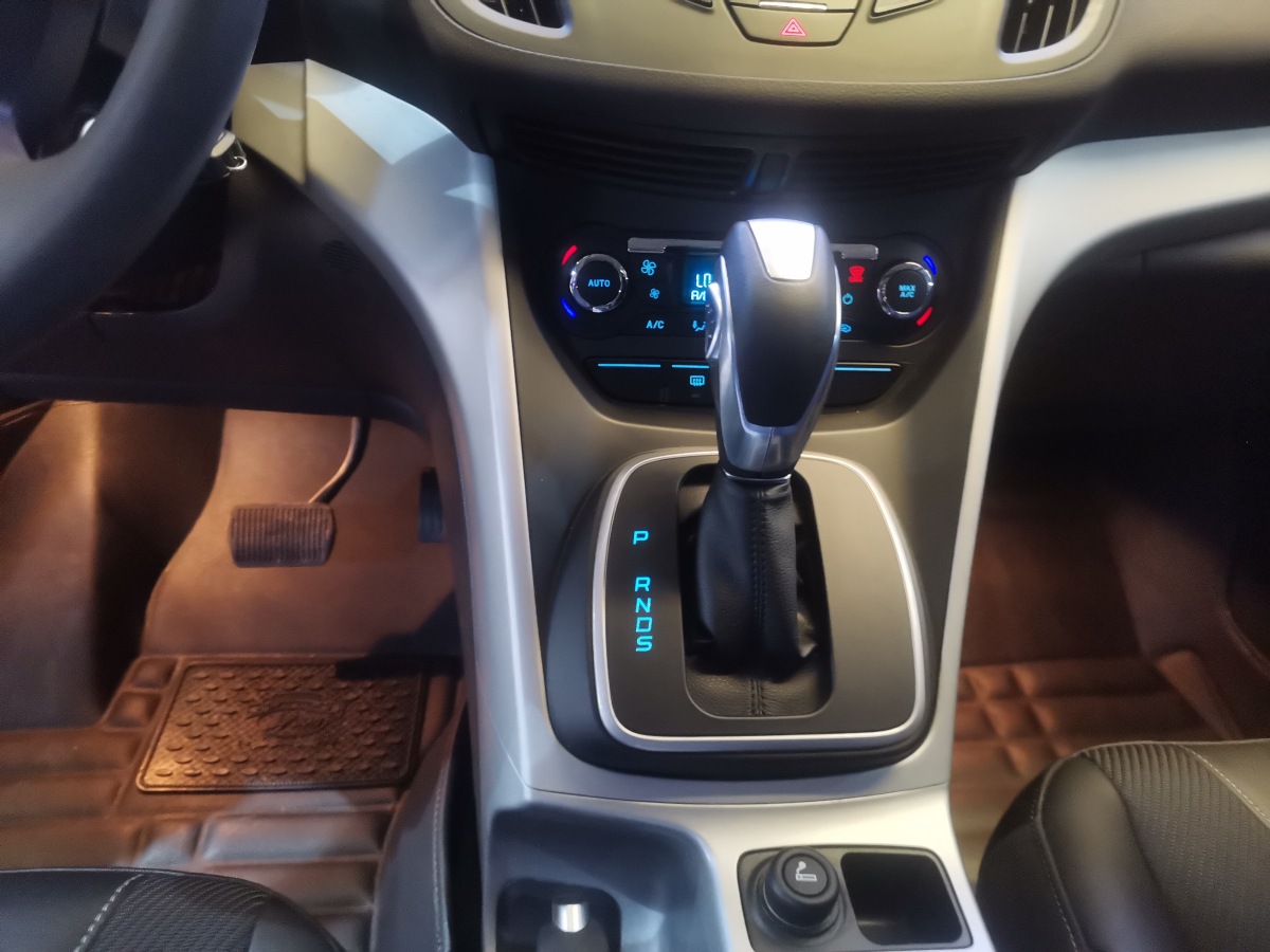 2015年7月福特 翼虎  2015款 1.5L GTDi 两驱风尚型
