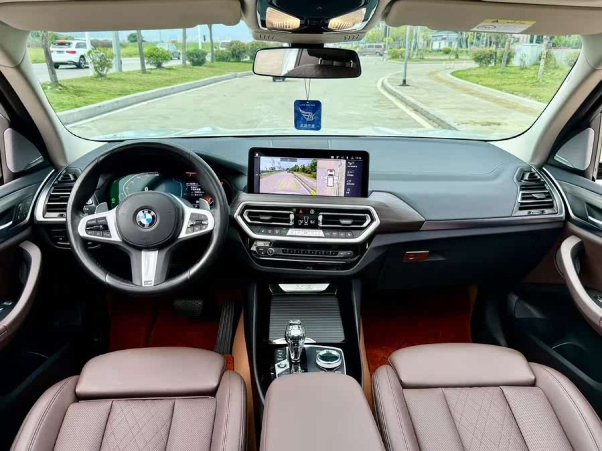 寶馬 寶馬X3  2022款 改款 xDrive30i 領(lǐng)先型 M曜夜套裝圖片