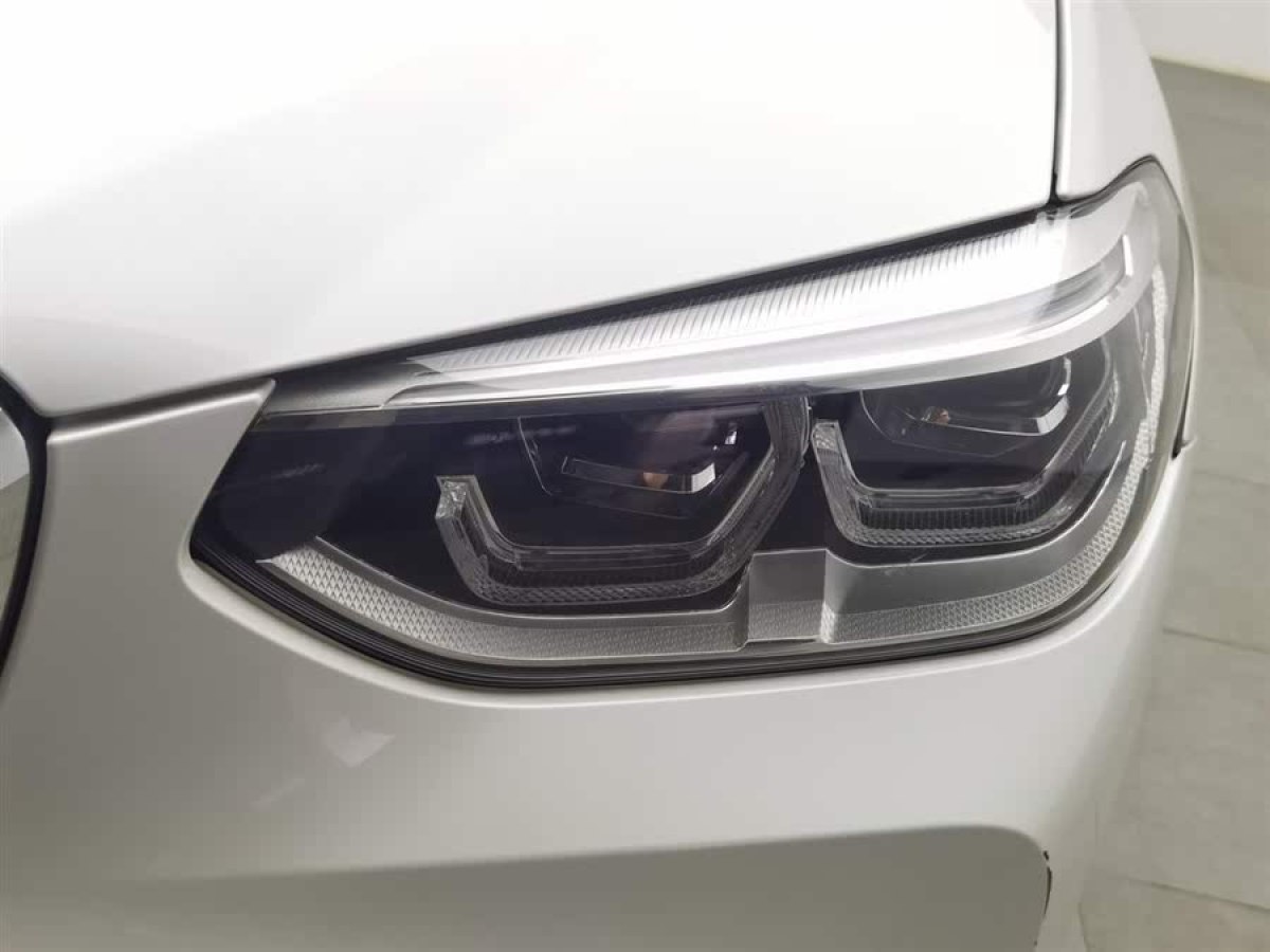 寶馬 寶馬X3  2018款 xDrive28i 豪華套裝 國(guó)VI圖片