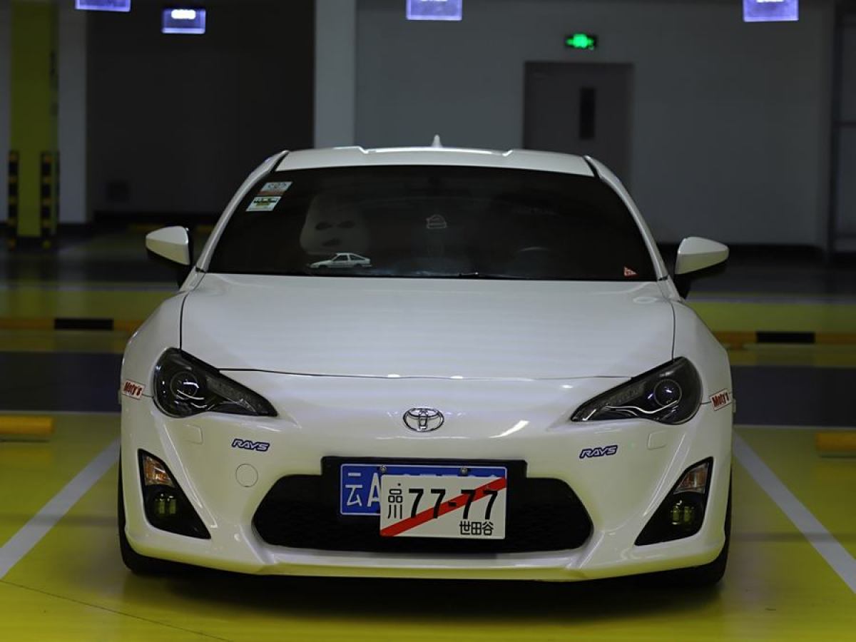 2013年9月豐田 86  2013款 2.0L 手動豪華型