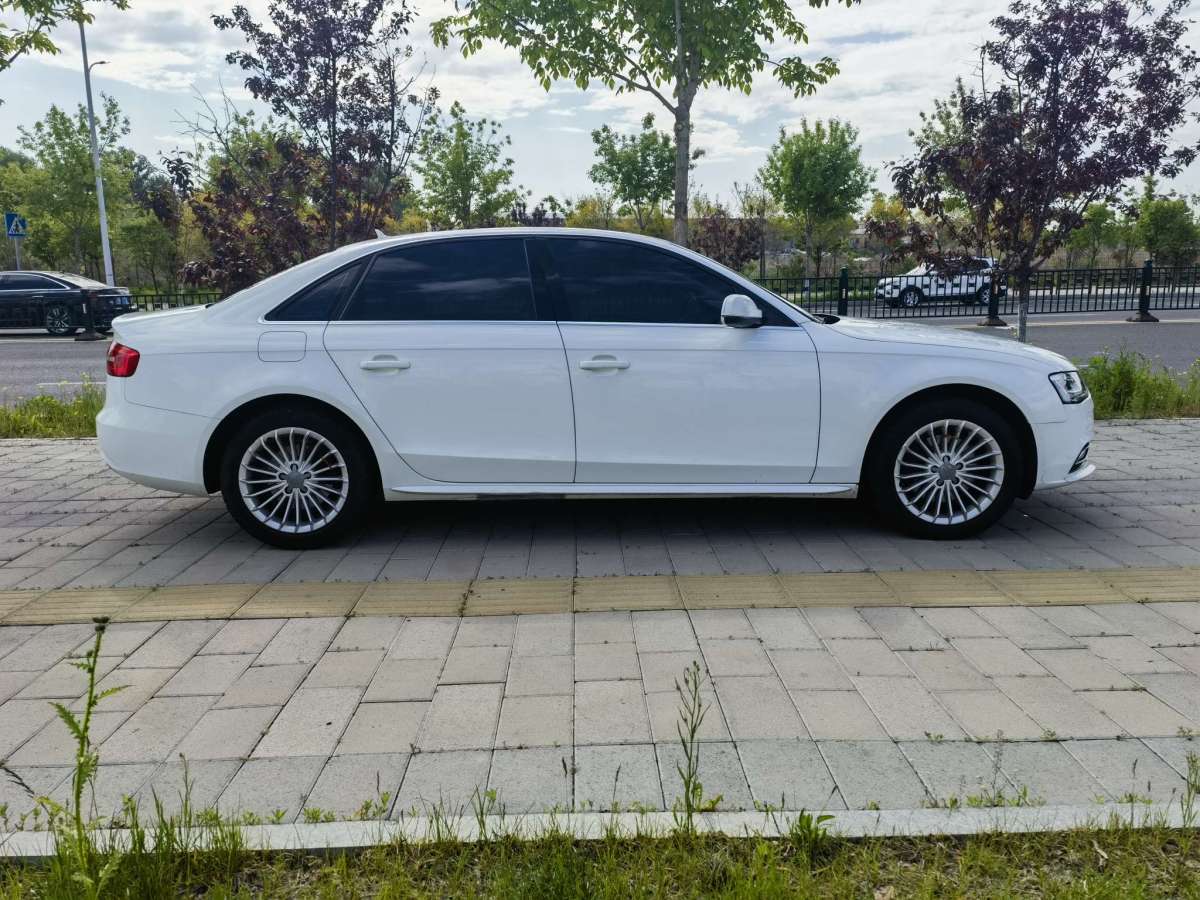 奧迪 奧迪A4L  2013款 35 TFSI 自動(dòng)技術(shù)型圖片
