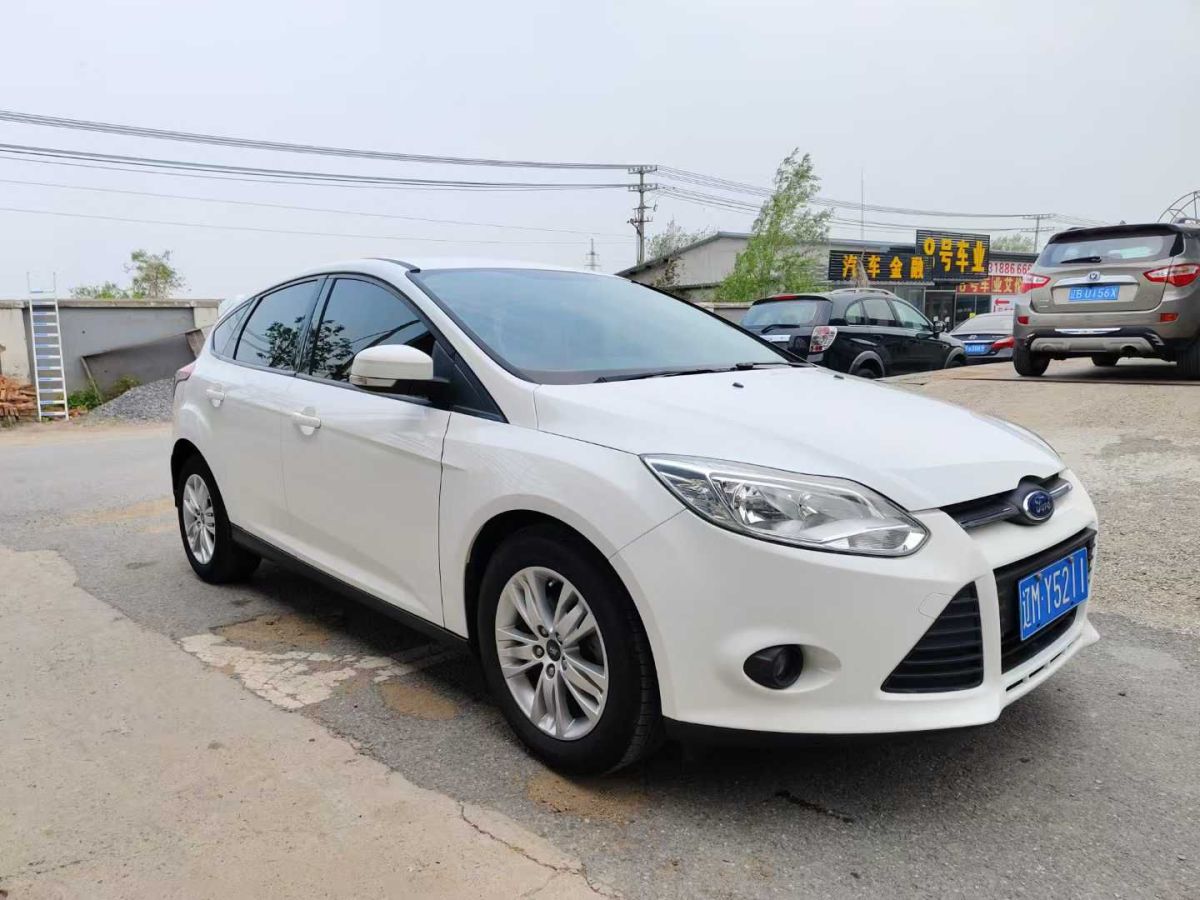 福特 ?？怂? 2015款 2.0T ST 標(biāo)準(zhǔn)版圖片