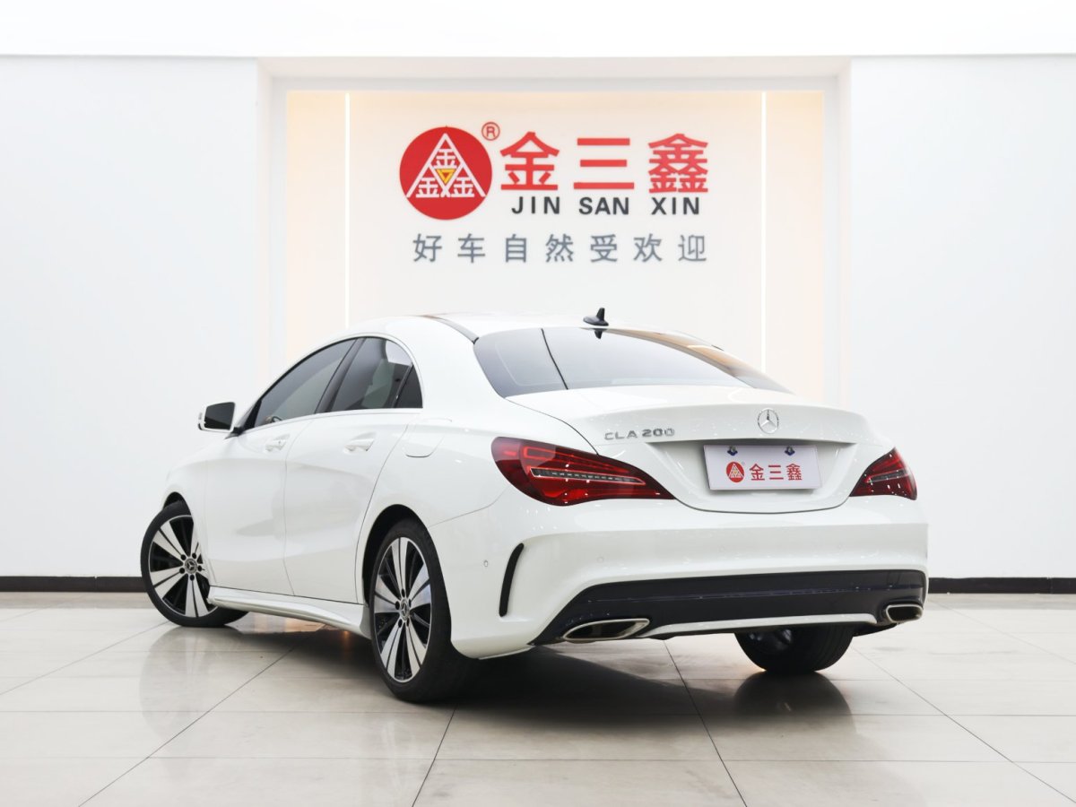 奔馳 奔馳CLA級  2018款 CLA 200 時尚型圖片