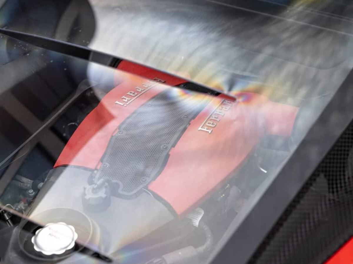 法拉利 F8 Tributo  2019款  3.9T V8圖片