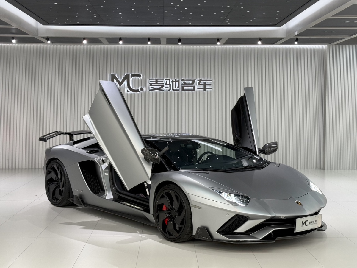 蘭博基尼 Aventador  2017款 Aventador S圖片