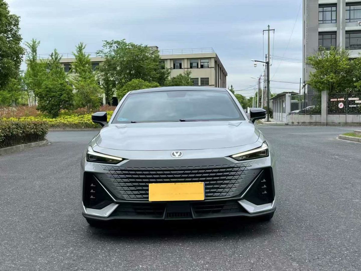 長安 長安UNI-V  2022款 1.5T 卓越型圖片