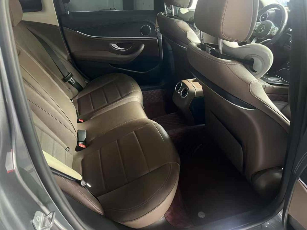奔馳 奔馳E級  2020款 E 350 L 運(yùn)動型 4MATIC圖片