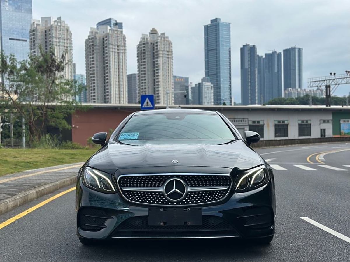 奔馳 奔馳E級(jí)  2018款 E 200 4MATIC 轎跑車圖片