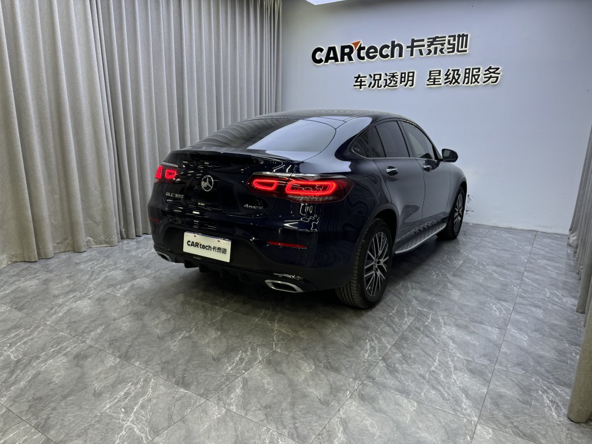 奔馳 奔馳GLC  2022款 GLC 300 4MATIC AMG Line 轎跑SUV圖片