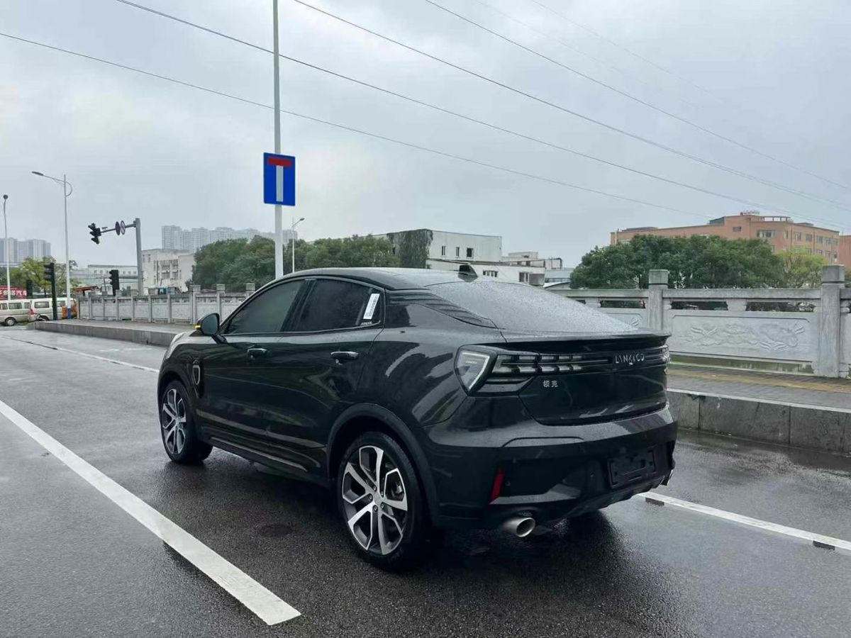 領(lǐng)克 領(lǐng)克05  2021款 05+ 2.0TD 自動探索版圖片