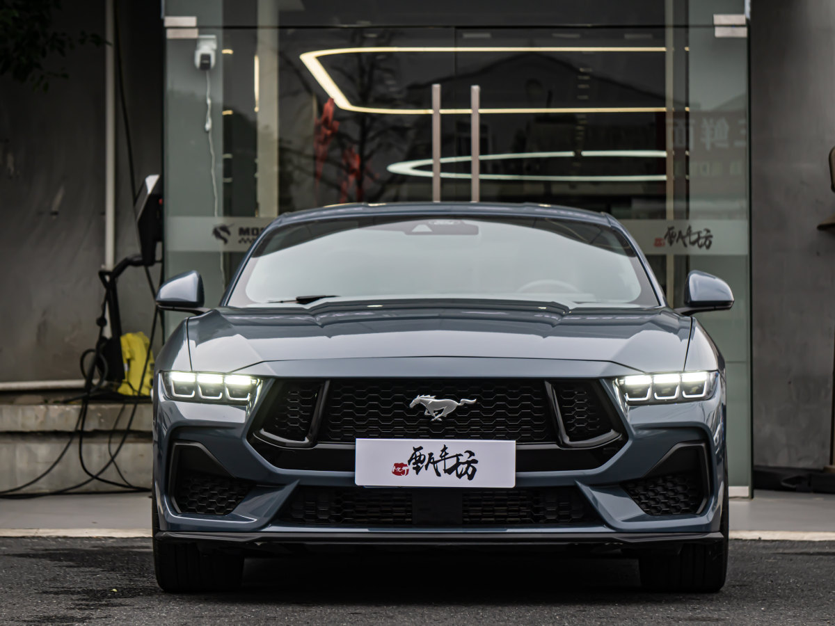 福特 Mustang  2024款 2.3T EcoBoost 硬頂性能版圖片