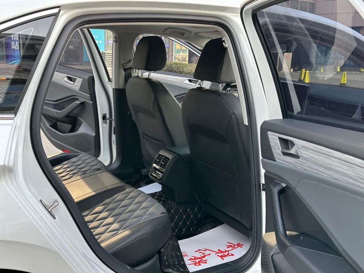 大眾 速騰  2022款 200TSI DSG飛越版圖片