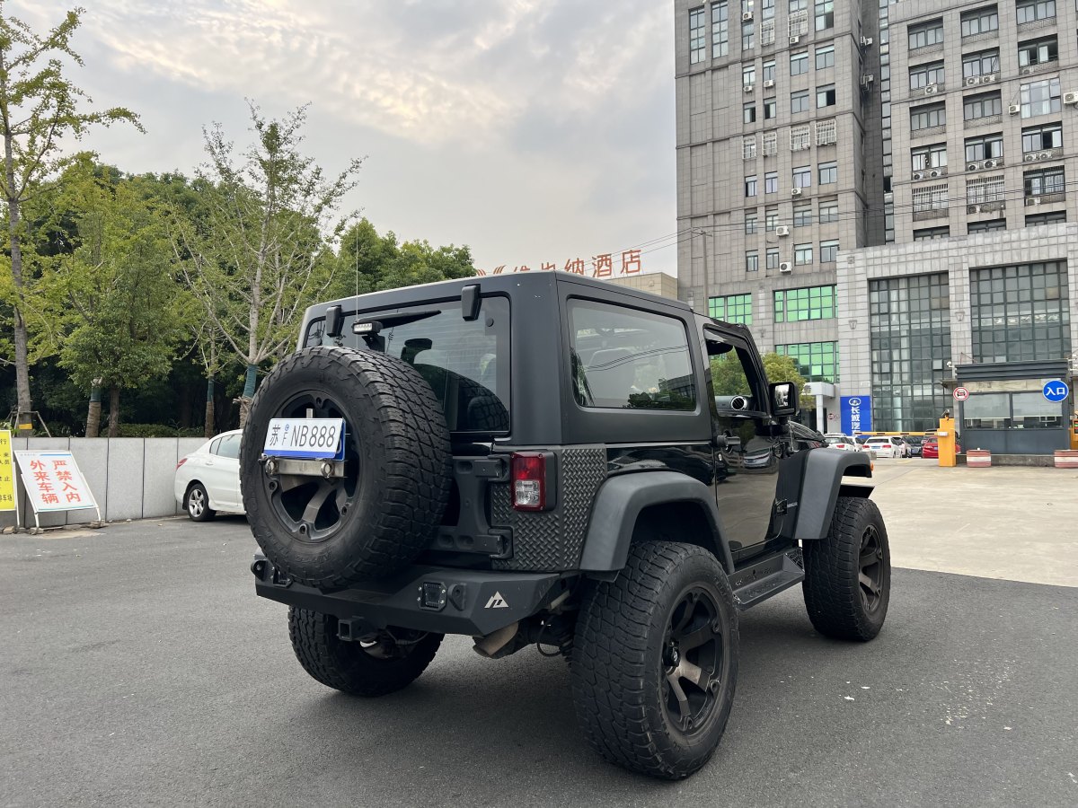 Jeep 牧馬人  2015款 3.6L Rubicon 兩門版圖片