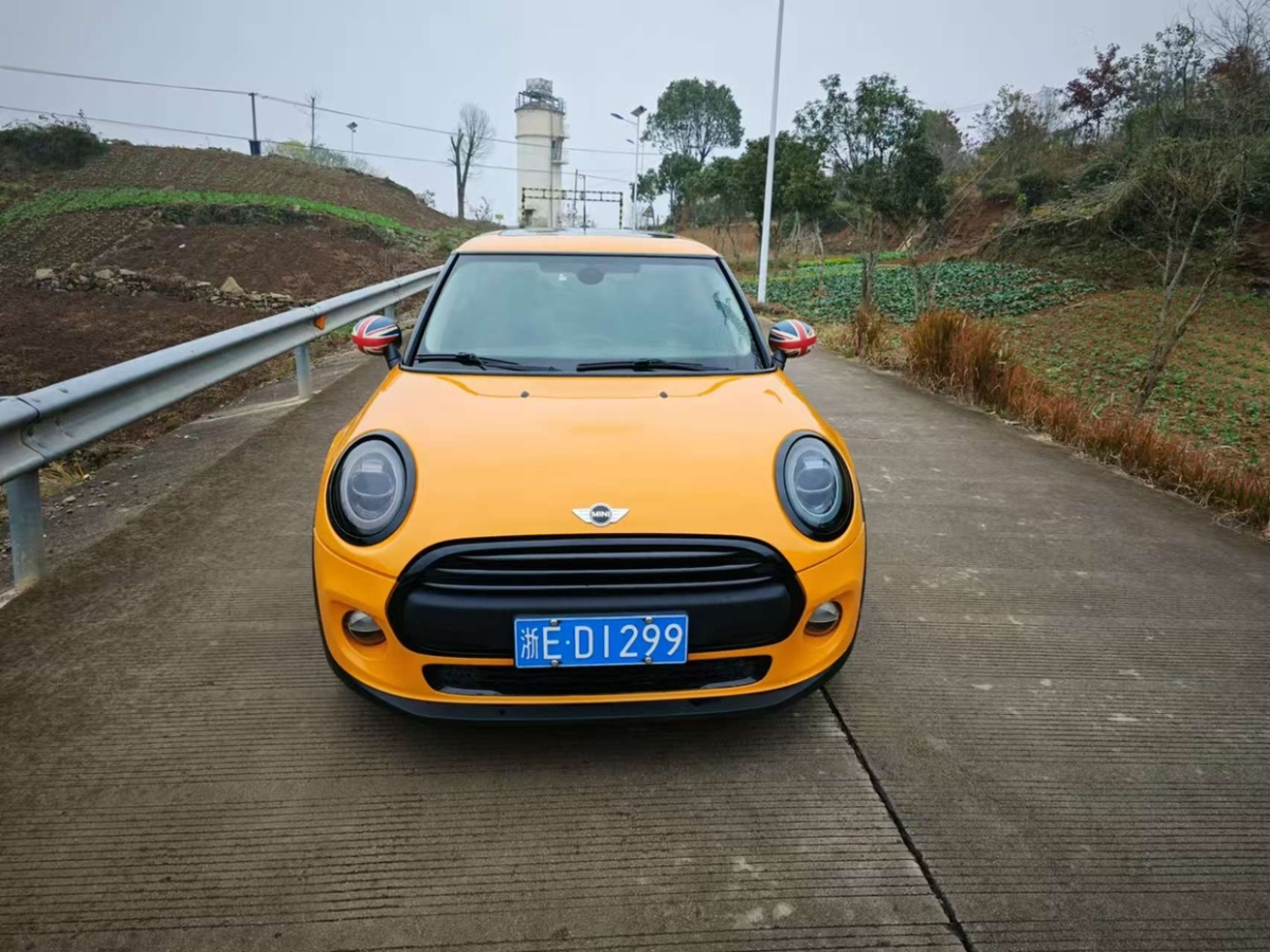 MINI MINI  2016款 1.2T ONE 先鋒派 五門版圖片