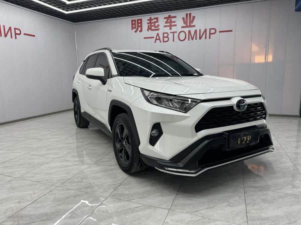 2021年2月豐田 RAV4榮放  2023款 雙擎 2.5L E-CVT四驅精英Plus版