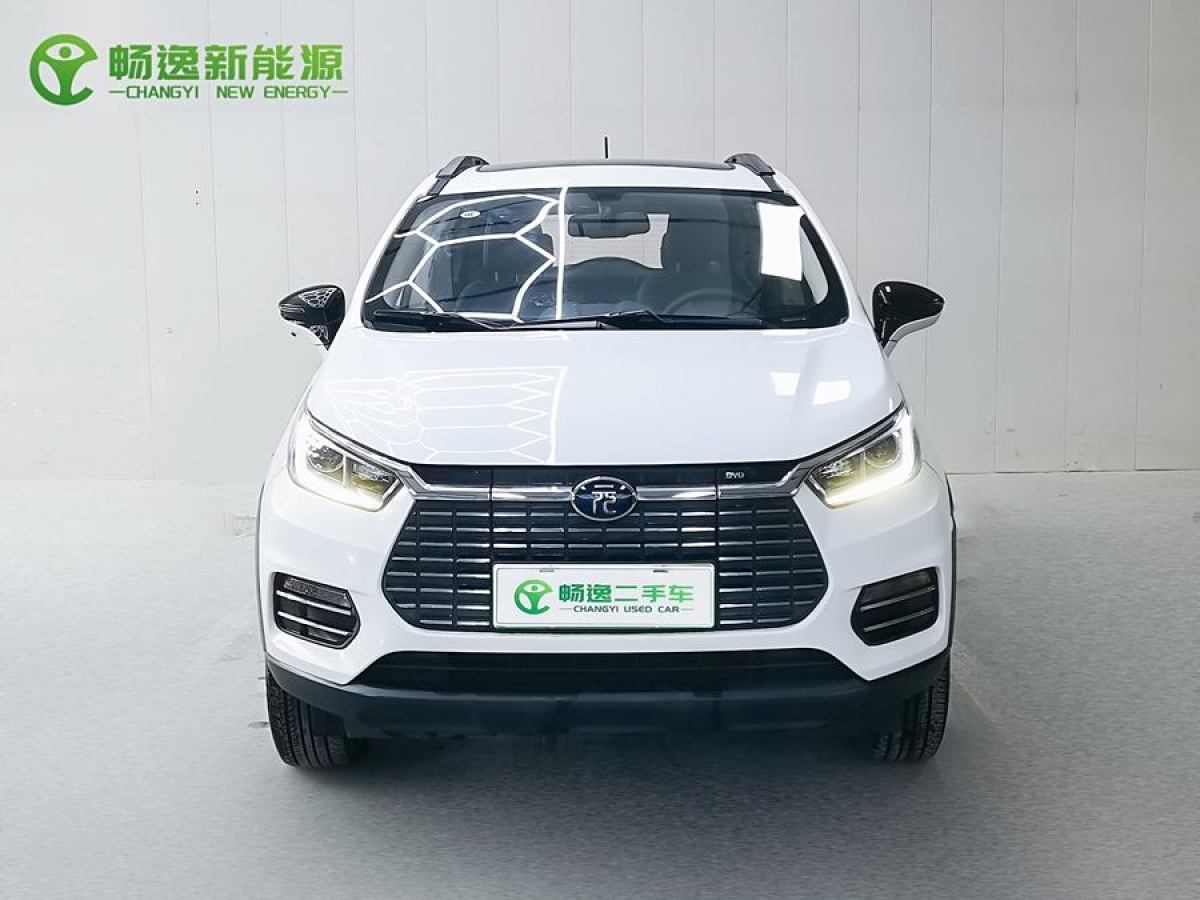 比亞迪 元新能源  2018款 EV360 智聯(lián)炫酷型圖片