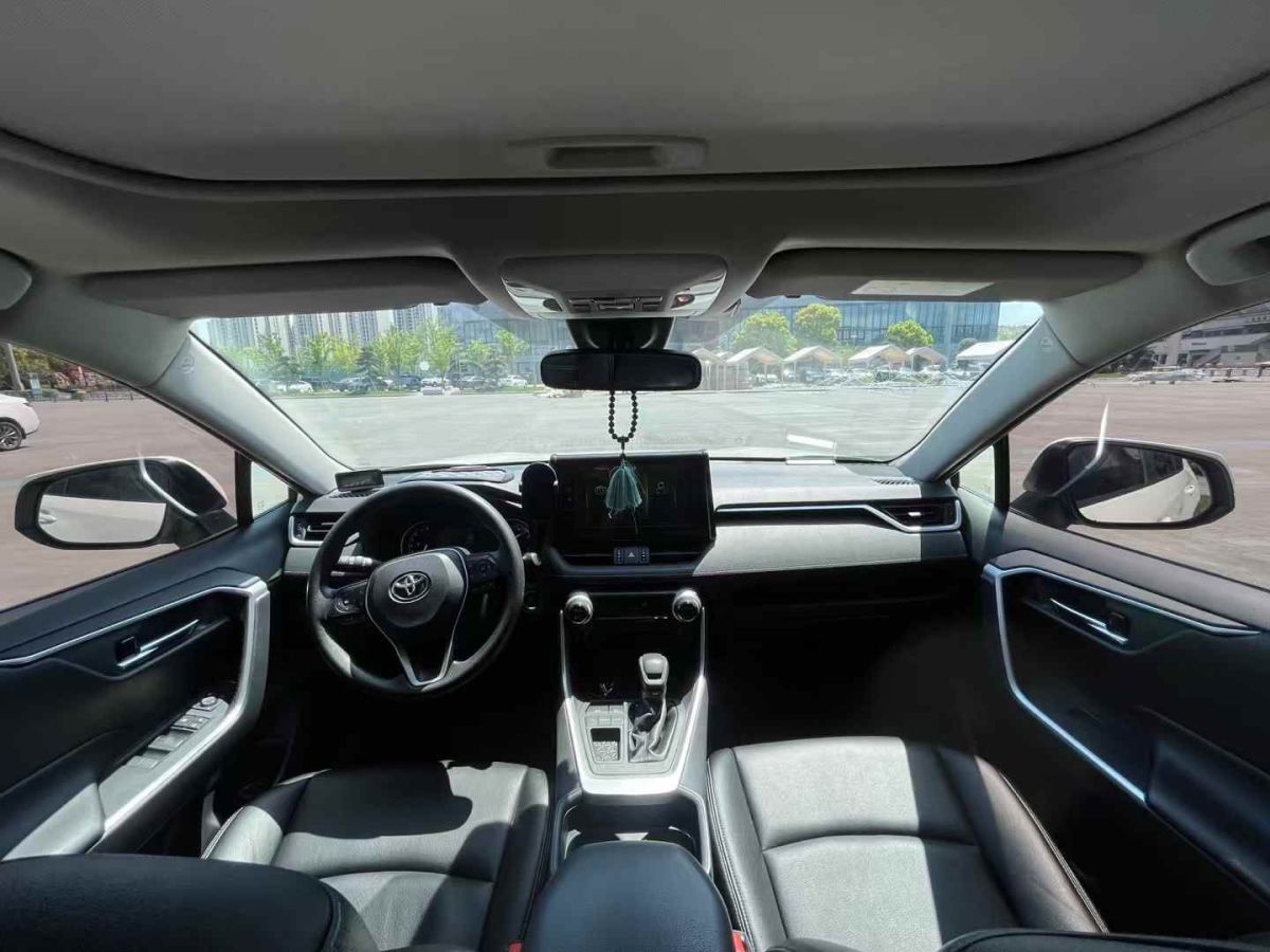 豐田 RAV4榮放  2020款 2.0L CVT四驅(qū)風(fēng)尚版圖片