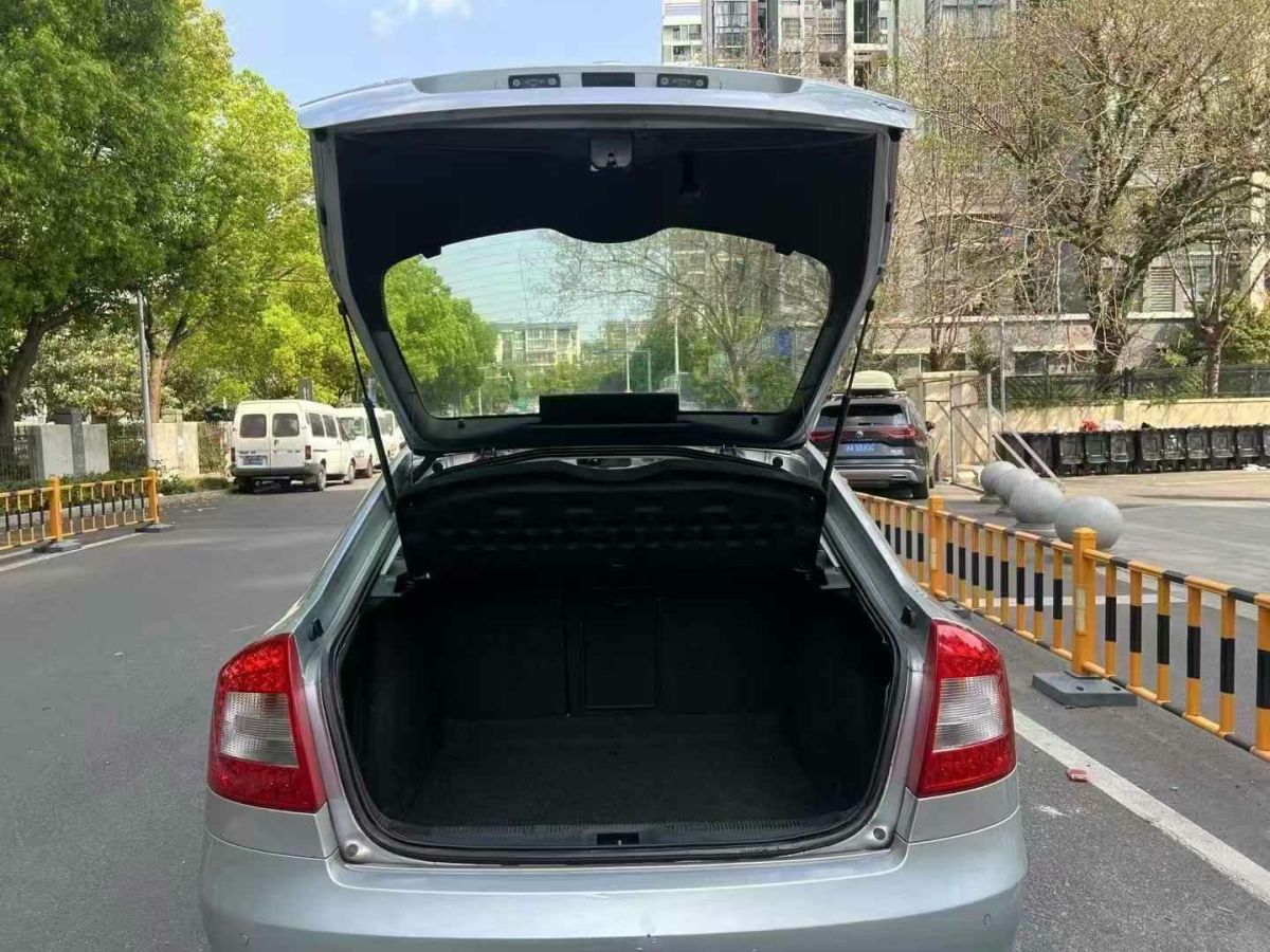 斯柯達(dá) 明銳  2010款 1.4TSI DSG逸俊版圖片