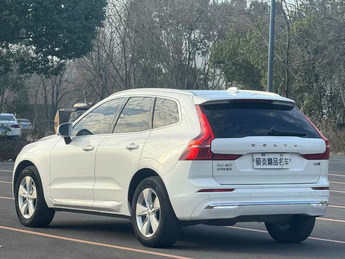 沃爾沃 XC60  2022款 B4 智行豪華版圖片