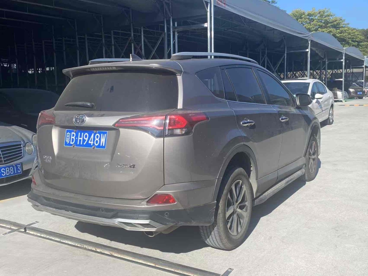 豐田 RAV4榮放  2019款 2.0L CVT兩驅(qū)風(fēng)尚X限量版 國VI圖片