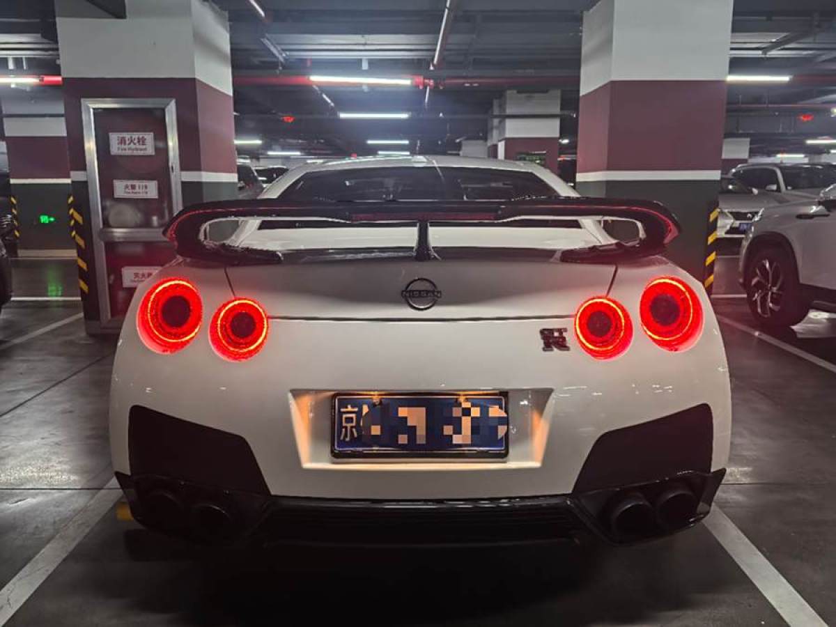 日產(chǎn) GT-R  2013款 3.8T Premium Edition圖片