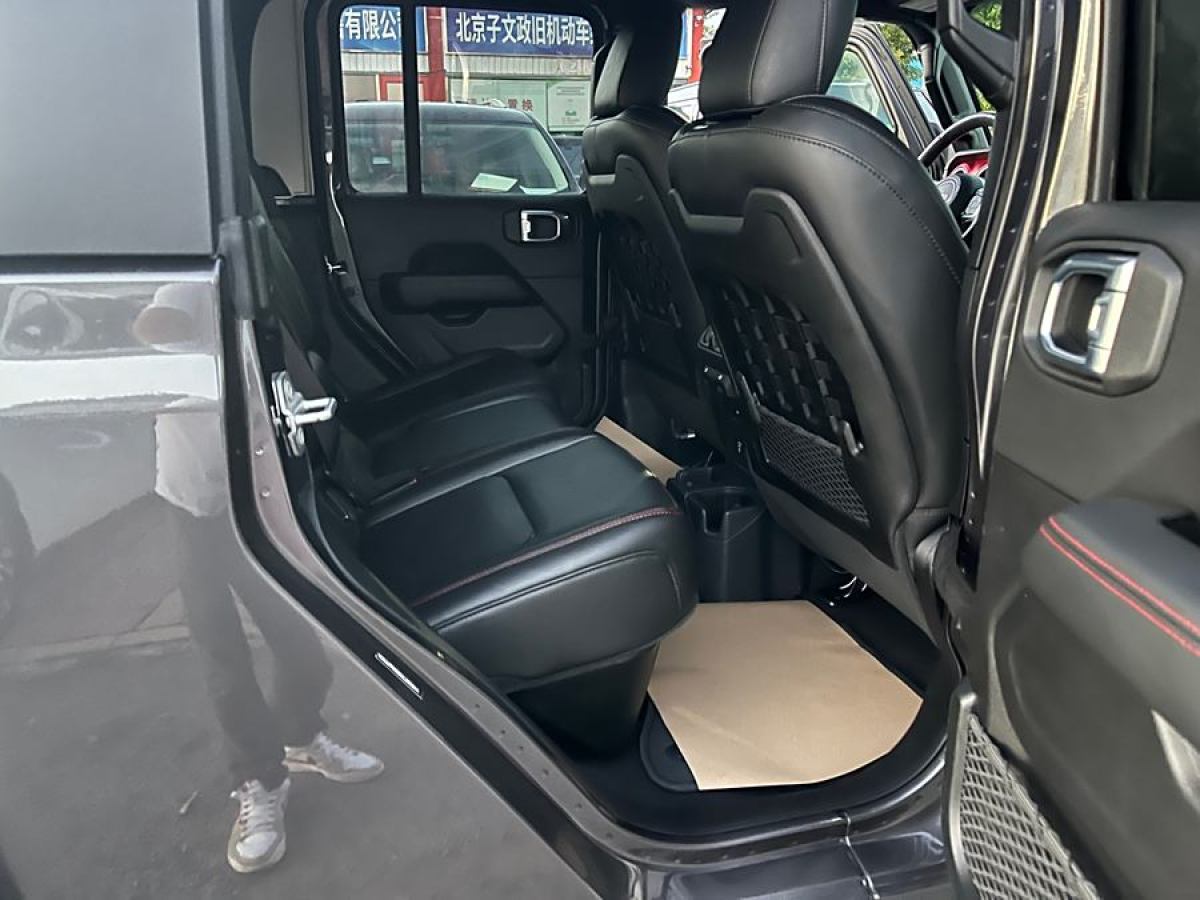 Jeep 角斗士  2023款 3.6L Overland圖片