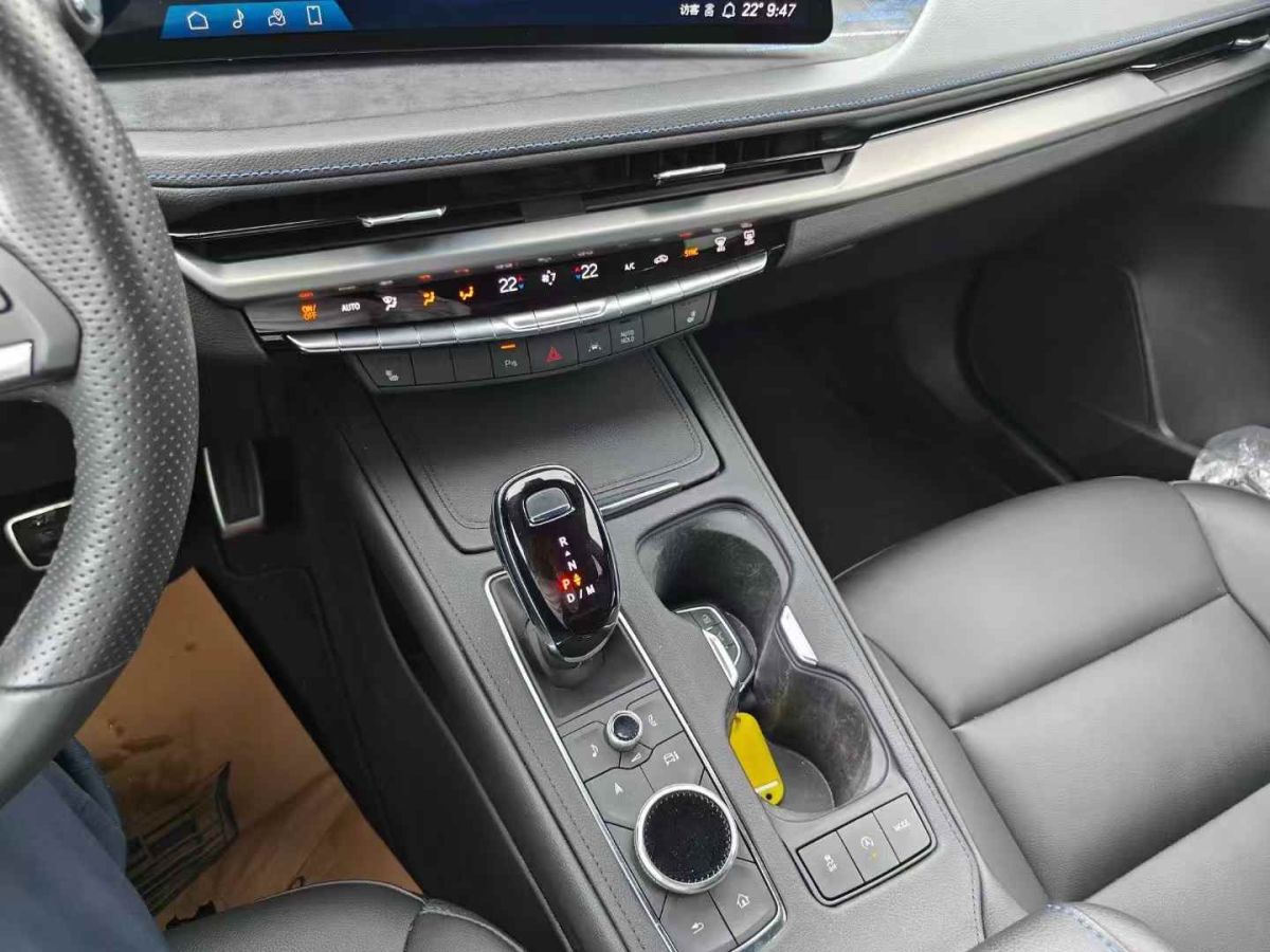 凱迪拉克 XT5  2023款 2.0T 兩驅(qū)風(fēng)尚型圖片