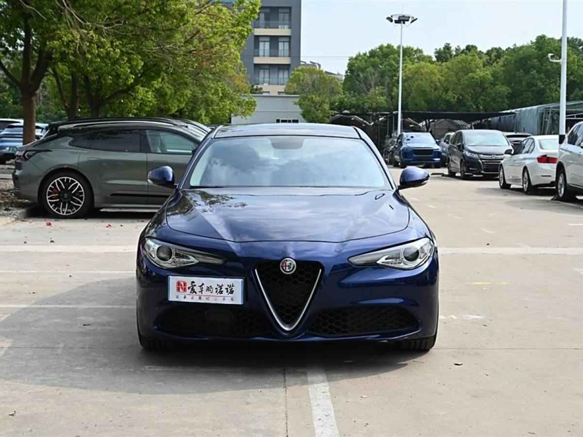 阿爾法·羅密歐 Giulia  2017款 2.0T 280HP 豪華版圖片