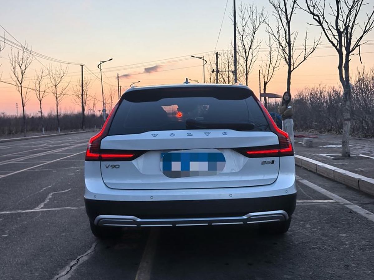 沃爾沃 V90  2025款 Cross Country B5 AWD 智遠(yuǎn)版圖片