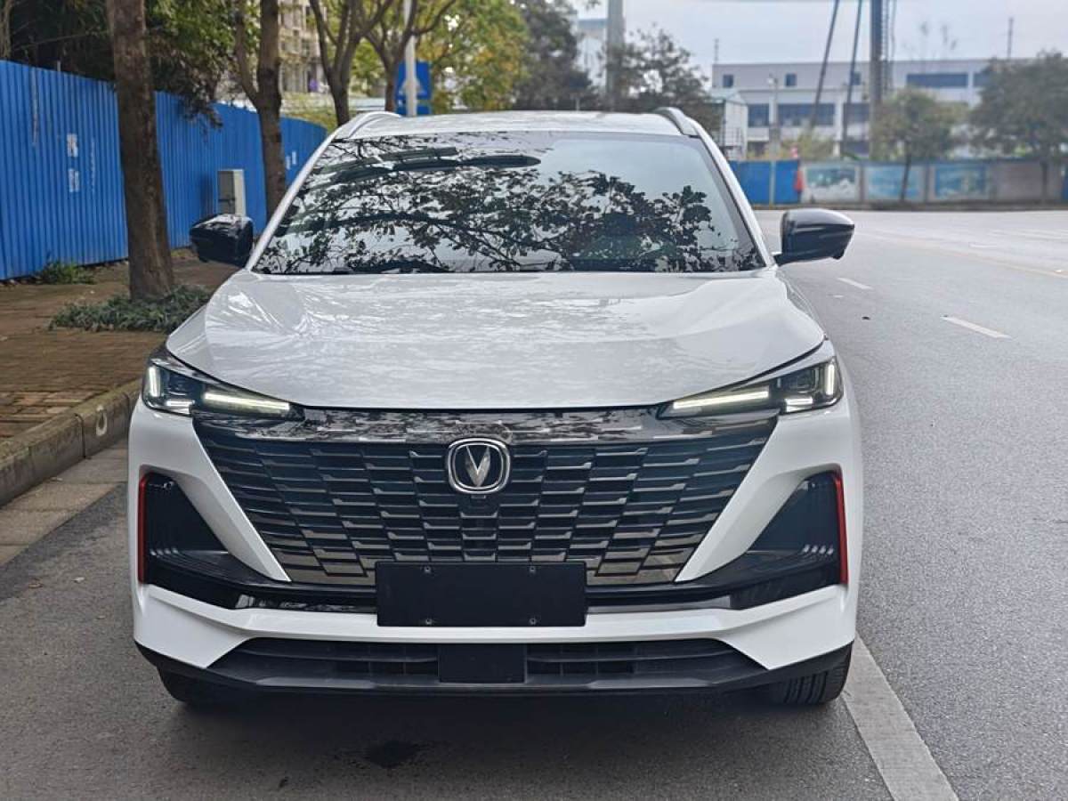 2023年7月長(zhǎng)安 CS55 PLUS  2022款 第二代 1.5T DCT尊貴型