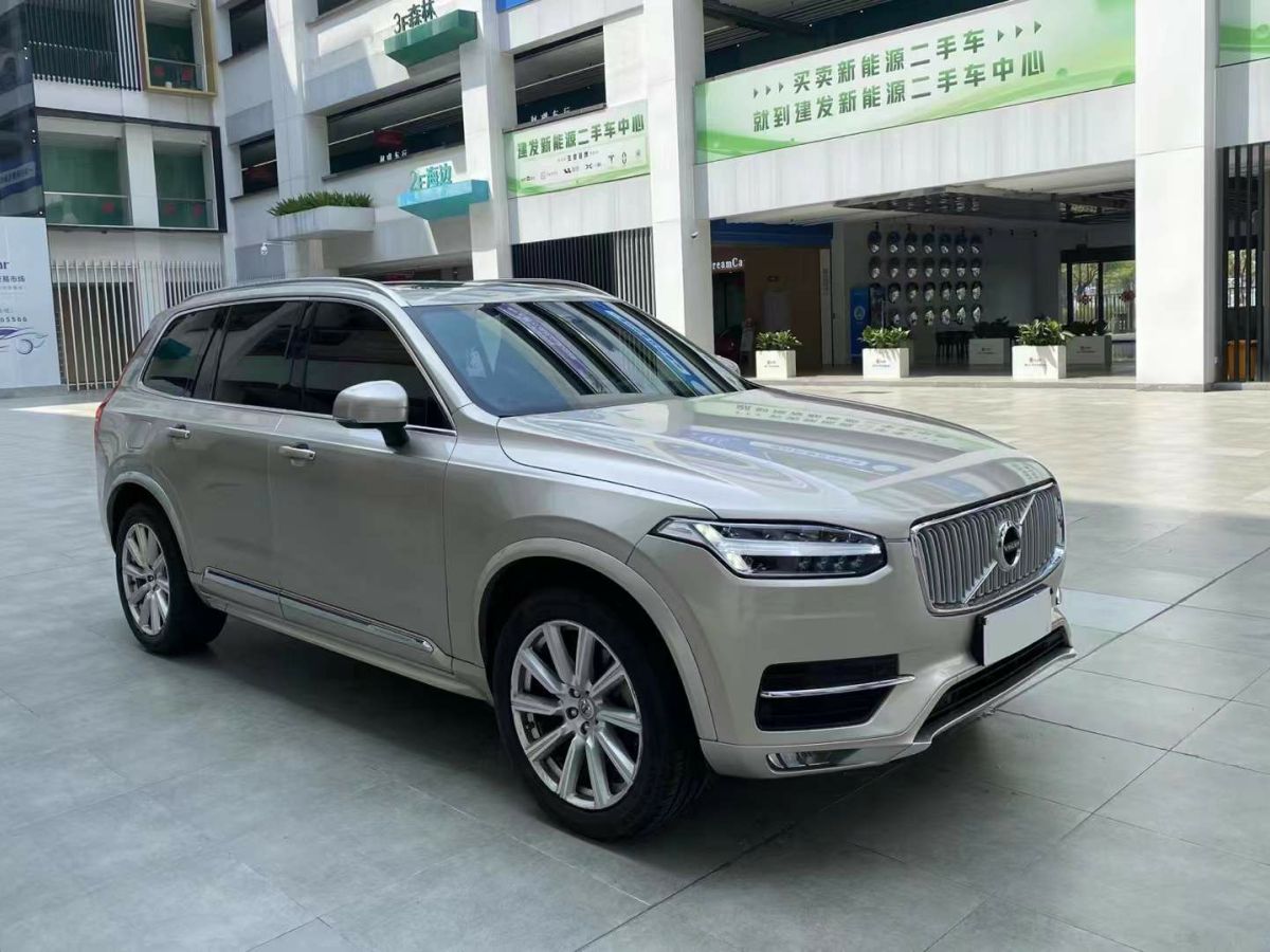 2019年12月沃爾沃 XC90  2019款  T5 智逸版 7座 國(guó)VI