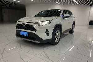 RAV4荣放 丰田 2.0L CVT两驱风尚版