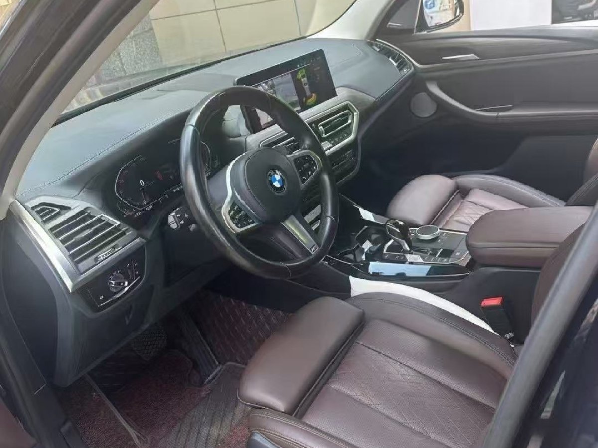 寶馬 寶馬X3  2022款 xDrive30i 領(lǐng)先型 M曜夜套裝圖片