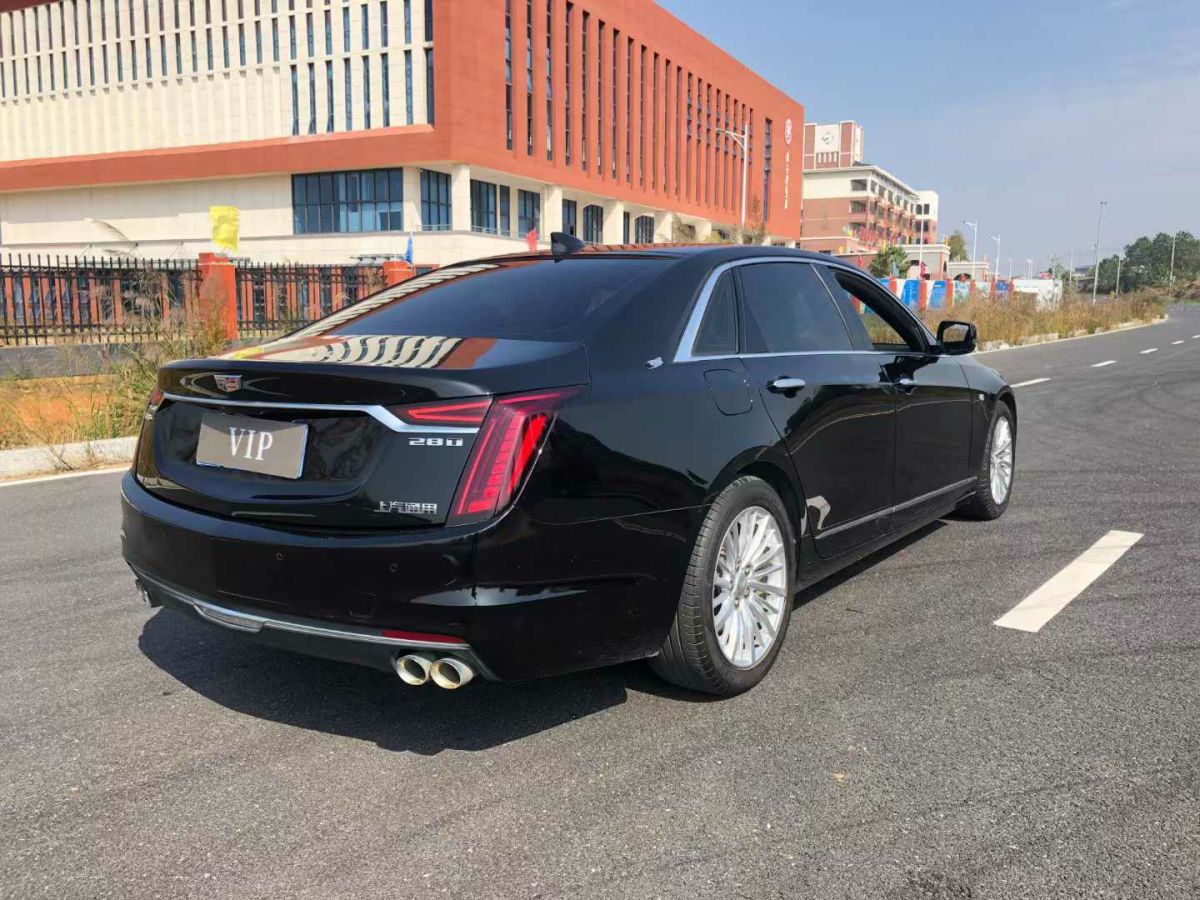 凱迪拉克 CT6  2023款 28T 豪華型圖片