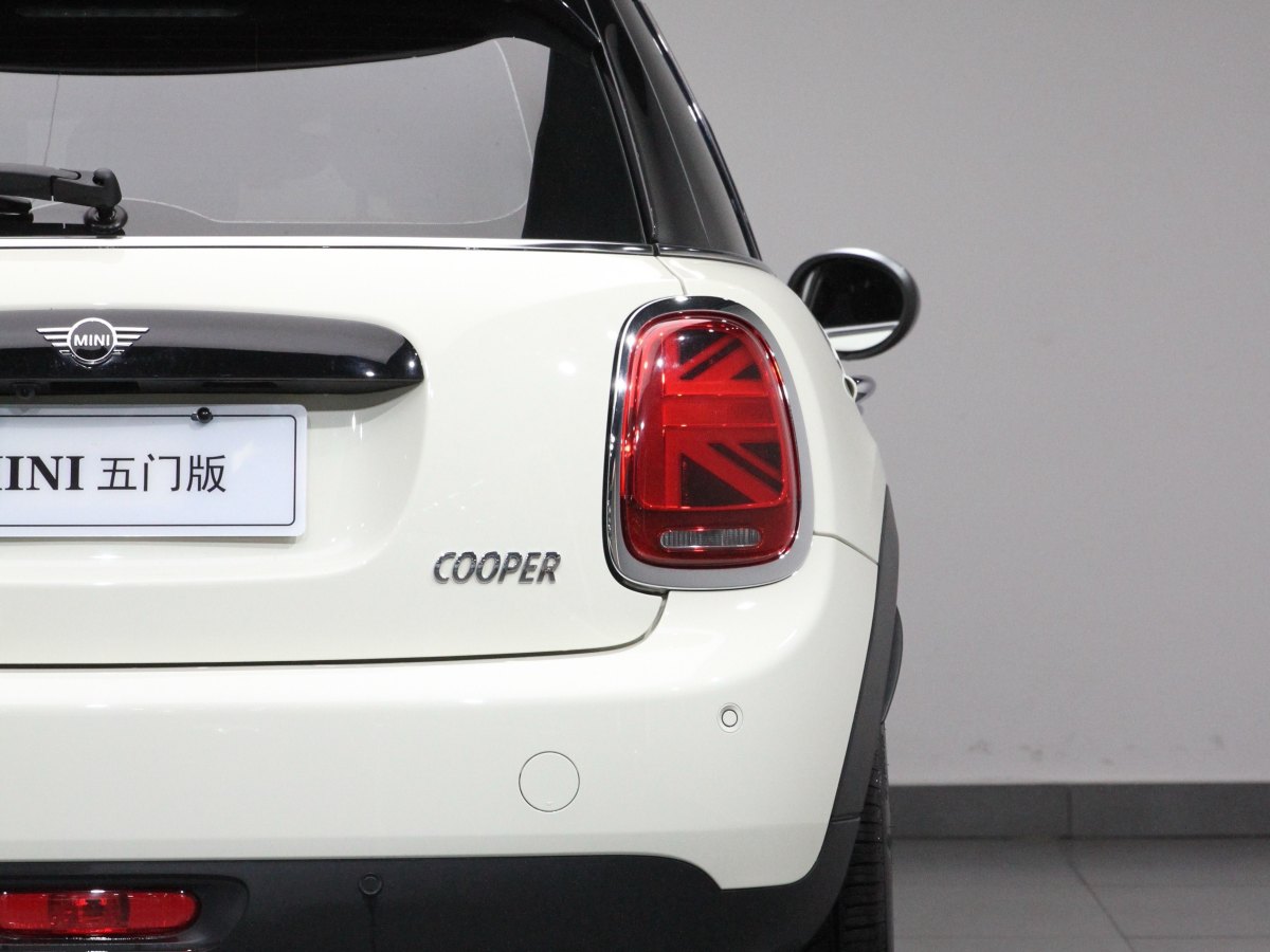 MINI MINI  2018款 1.5T COOPER 經(jīng)典派 五門版圖片