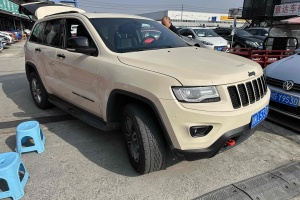 大切諾基 Jeep 3.0TD 柴油 精英導(dǎo)航版