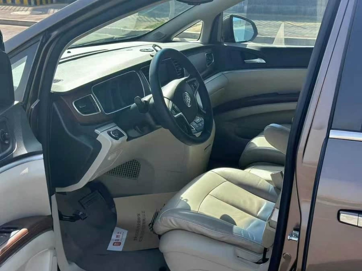 別克 GL8  2014款 3.0L GT豪華商務(wù)豪雅版圖片