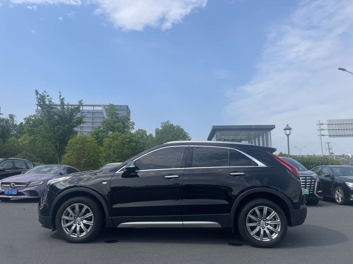 2020年4月凱迪拉克 XT4  2020款 改款 28T 兩驅(qū)領(lǐng)先型