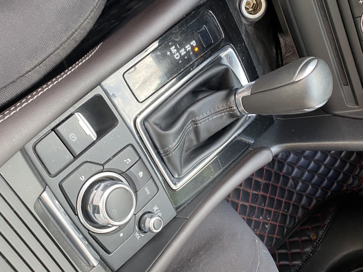 马自达 马自达3  2017款 昂克赛拉 2.0L 尊贵型图片