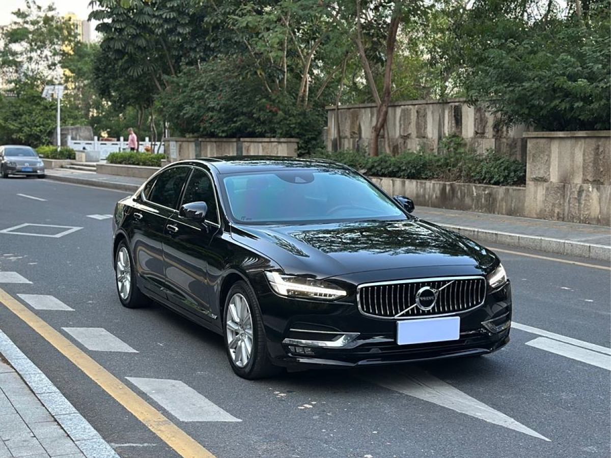 沃爾沃 S90  2020款 改款 T5 智逸豪華版圖片