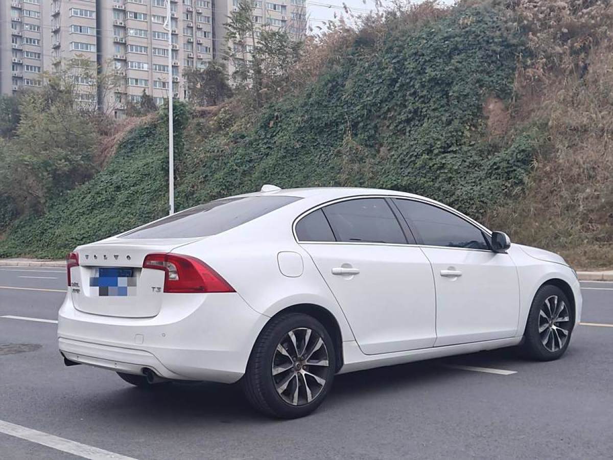 沃爾沃 S60L  2018款 T3 智進進取版圖片