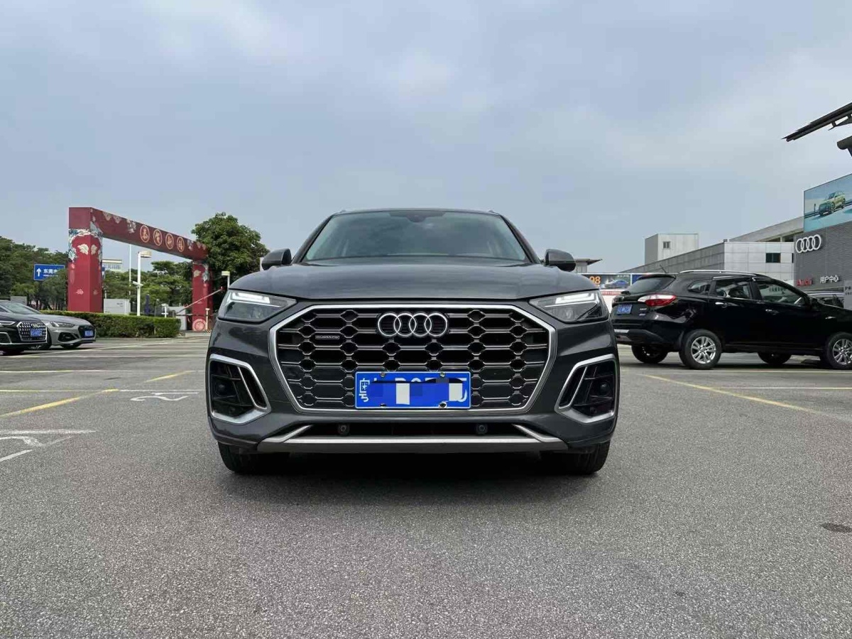 奧迪 奧迪Q5L  2022款 改款 45T 豪華動感型圖片