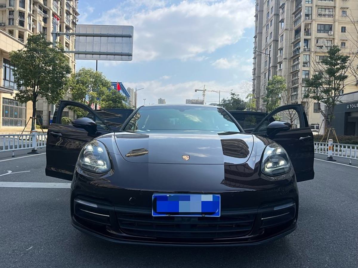 2018年7月保時捷 Panamera  2017款 Panamera 行政加長版 3.0T