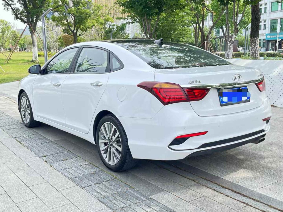 現(xiàn)代 名圖 圖片