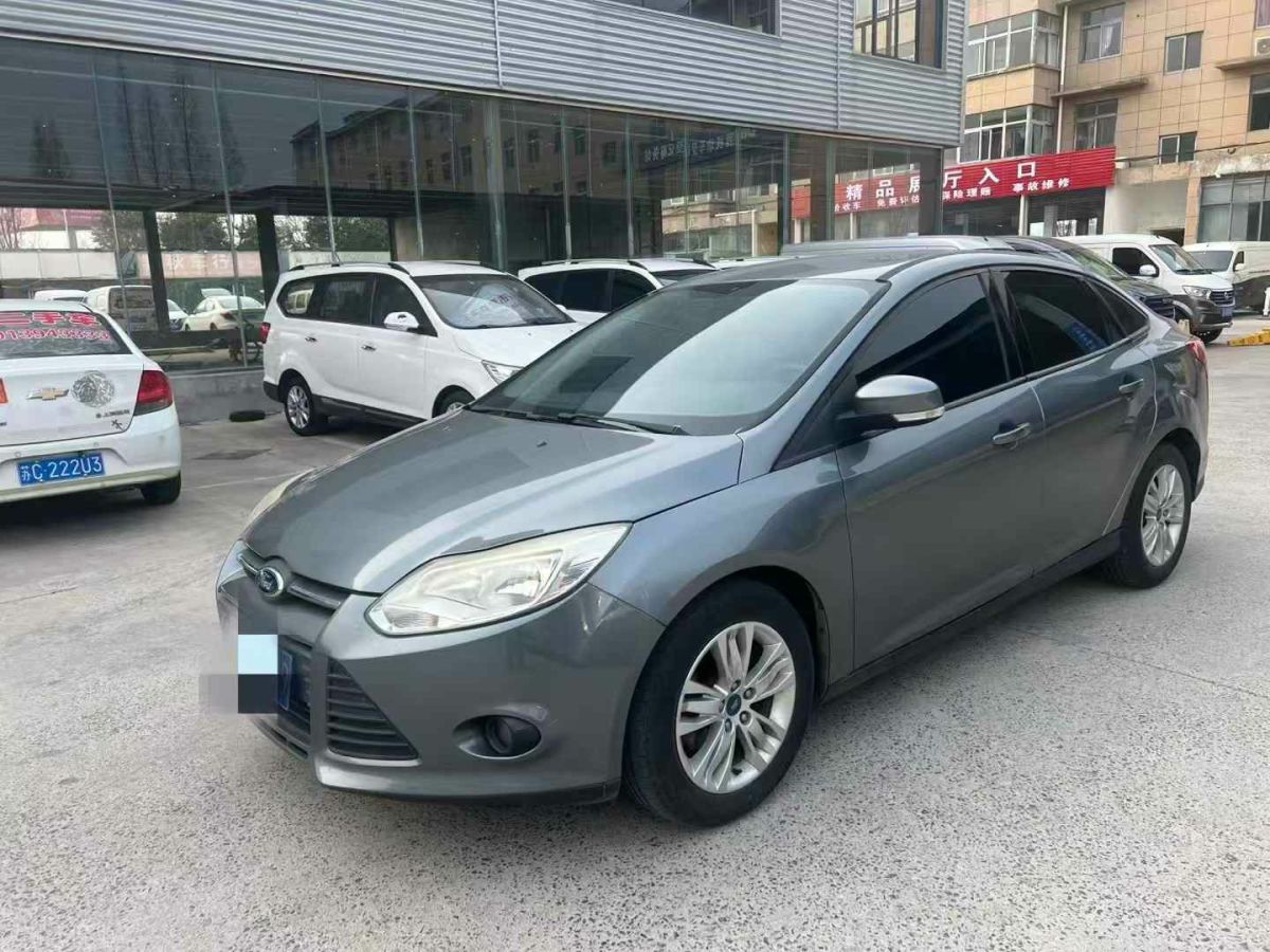 福特 ?？怂? 2013款 2.0T ST 標(biāo)準(zhǔn)版圖片